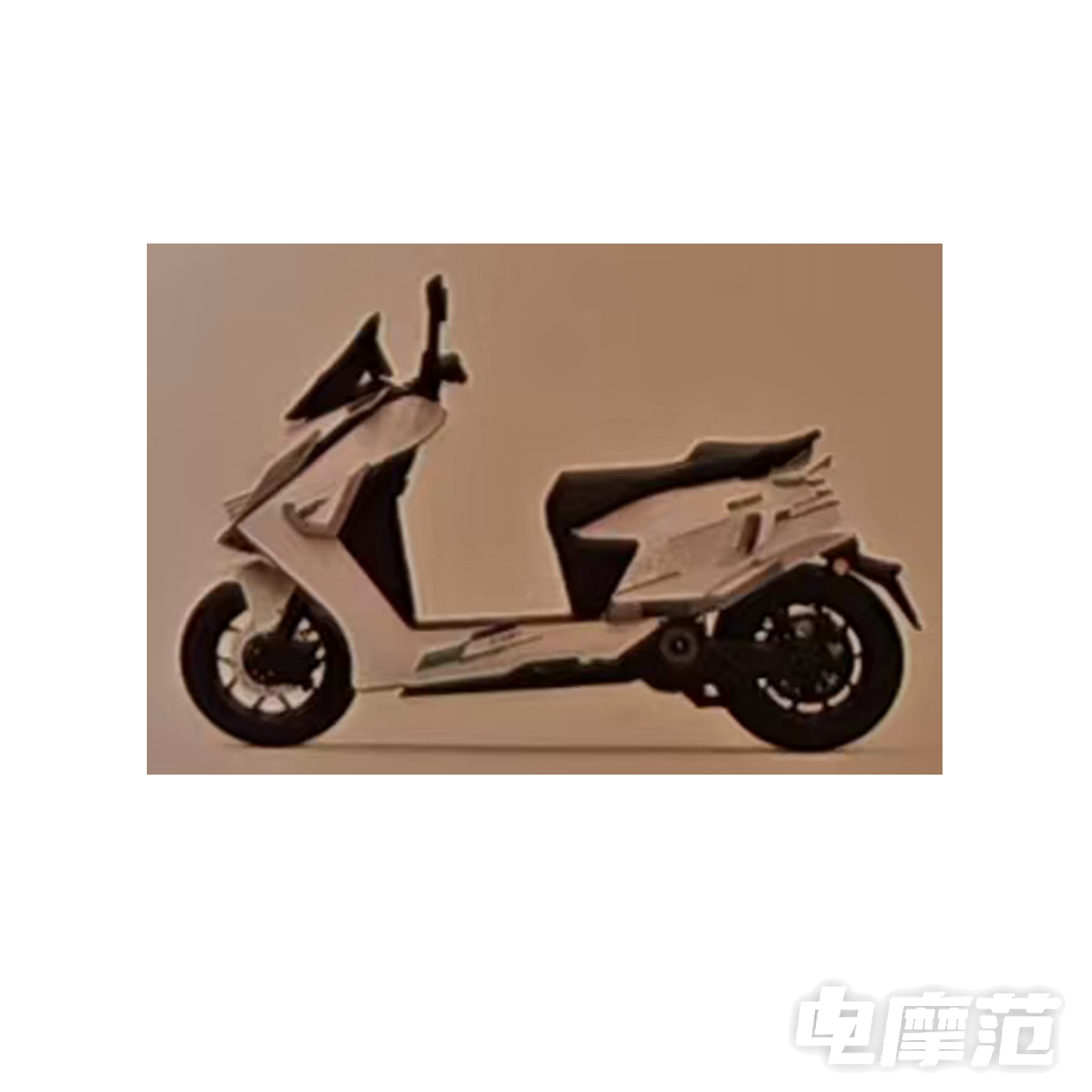  F380