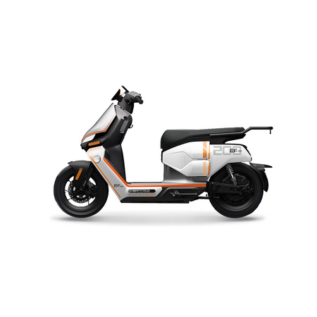 EC04