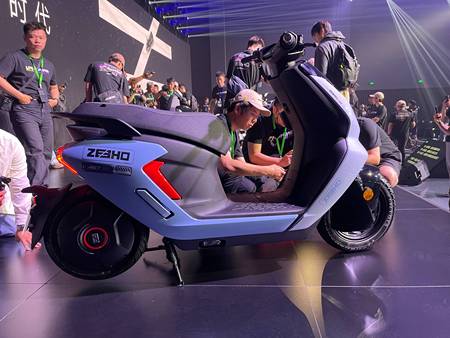 极核摩托车品牌>AE7报价车型图片-摩托范